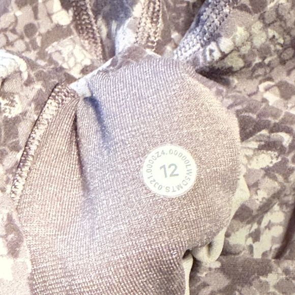 Lululemon Align High-Rise Pant 25" - Picture 3 of 4